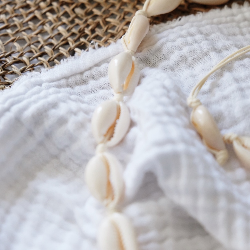 “Ava” Seashell Strand - Picture 5 of 5